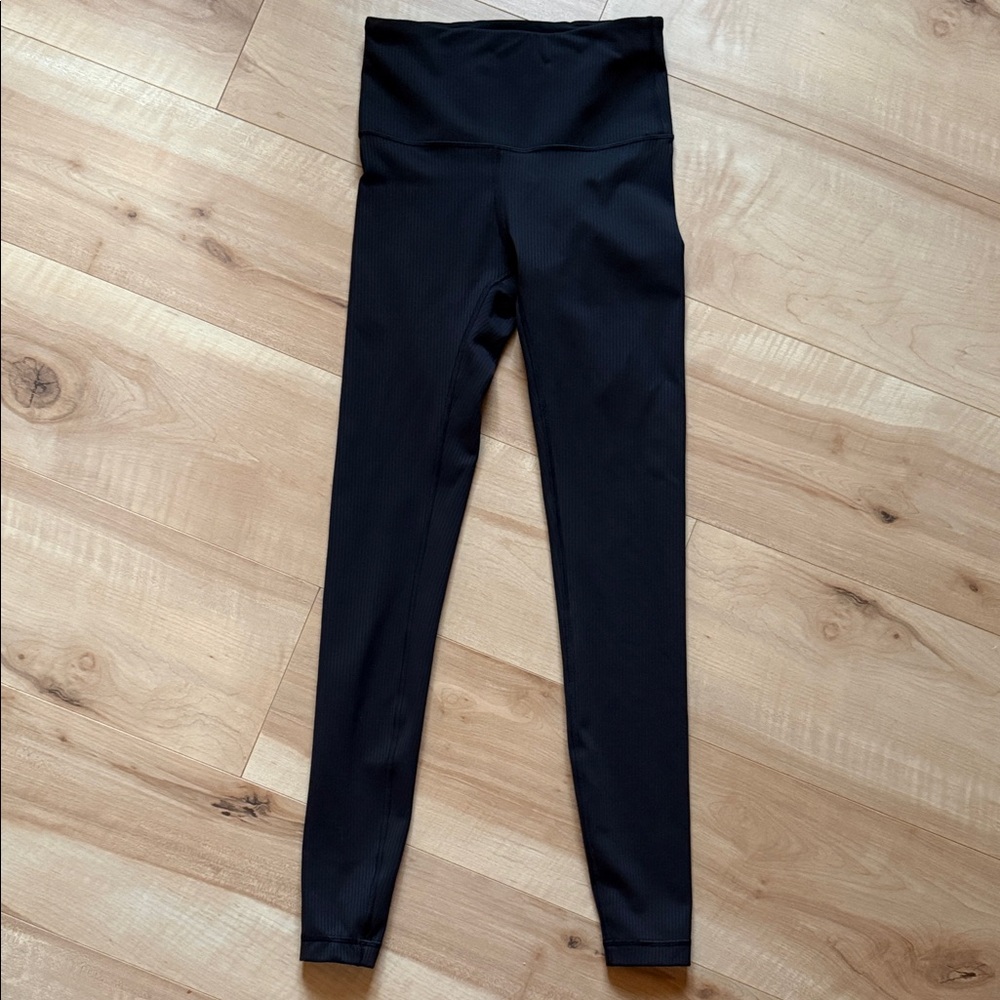 🍋Lululemon Wunder Train High-Rise Ribbed Tight 25", Size 4